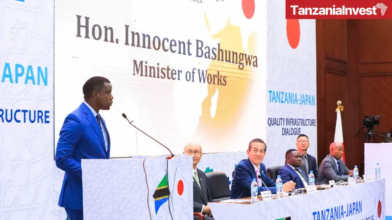 Hon Bashungwa at the meeting for Dar es Salaam Morocco flyover construction