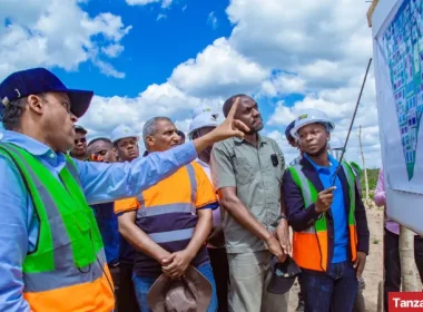 Minister Bashe on the cashew nut processing industrial park construction site